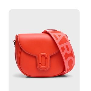 NWT Marc JACOBS J Marc Small saddle bag electric orange